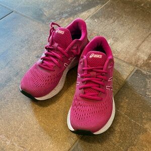 ASICS Women's Gel-excite 8 Athletic Shoes